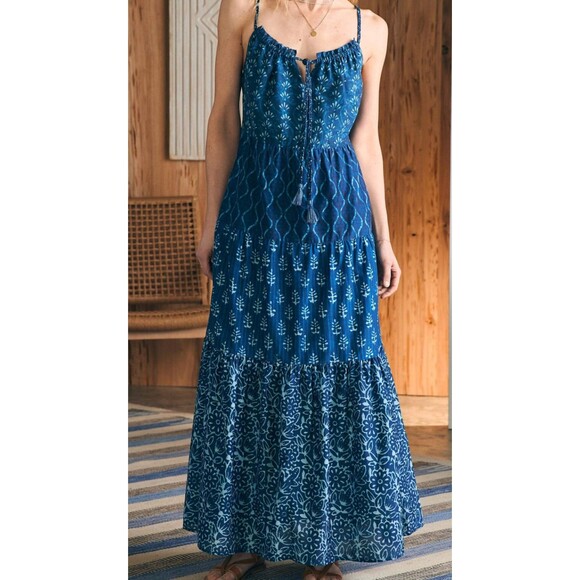 Faherty Tiered Maxi Dress Thin Straps Size Small NWT - Picture 1 of 9